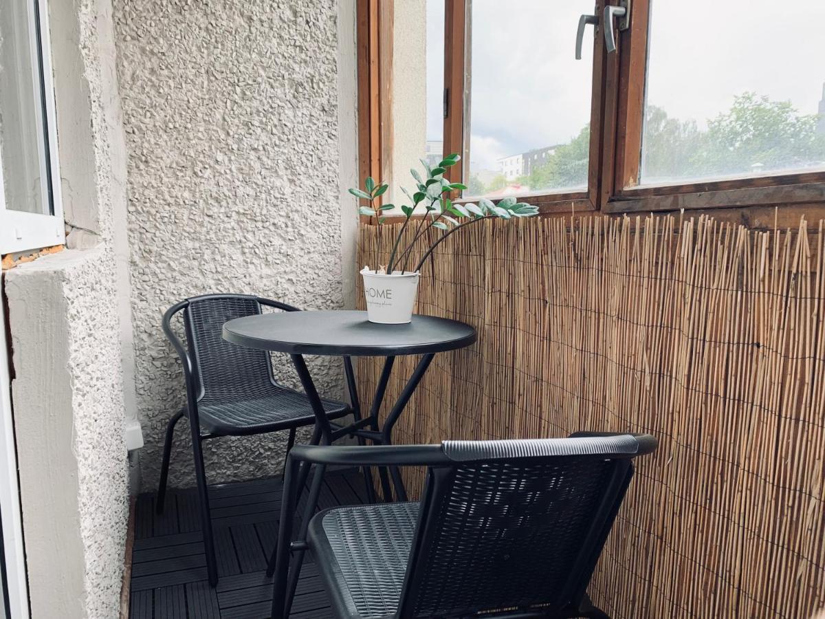 You'Ll Love This Large Apartment! Free Parking! Reval Exterior foto