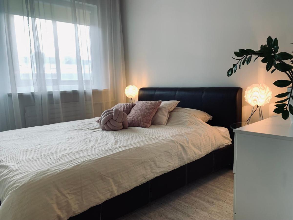 You'Ll Love This Large Apartment! Free Parking! Reval Exterior foto