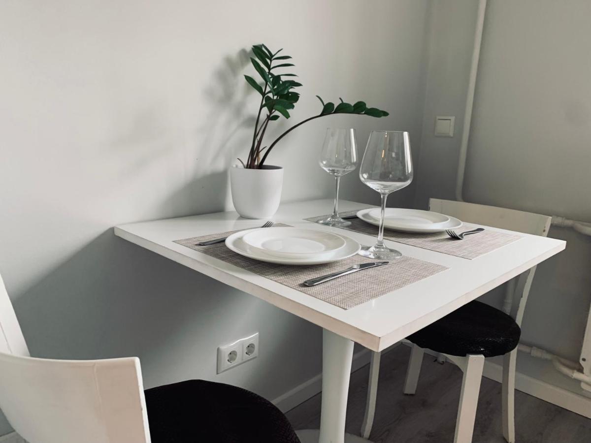 You'Ll Love This Large Apartment! Free Parking! Reval Exterior foto