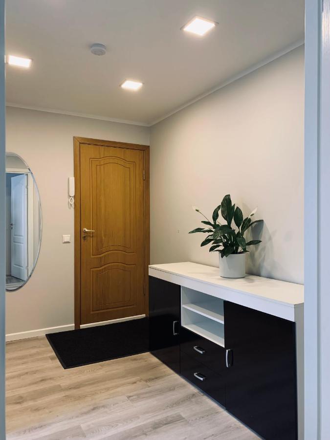 You'Ll Love This Large Apartment! Free Parking! Reval Exterior foto