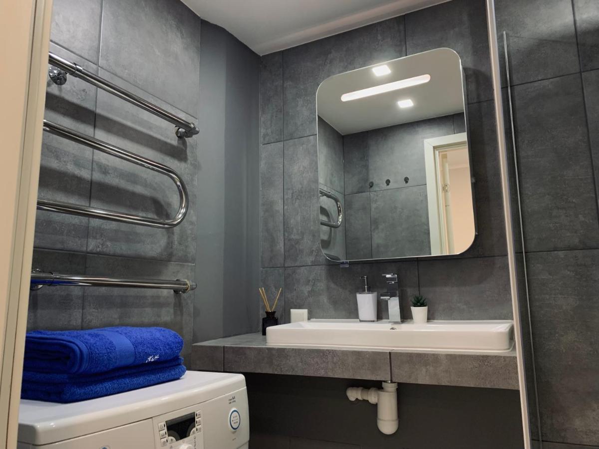You'Ll Love This Large Apartment! Free Parking! Reval Exterior foto